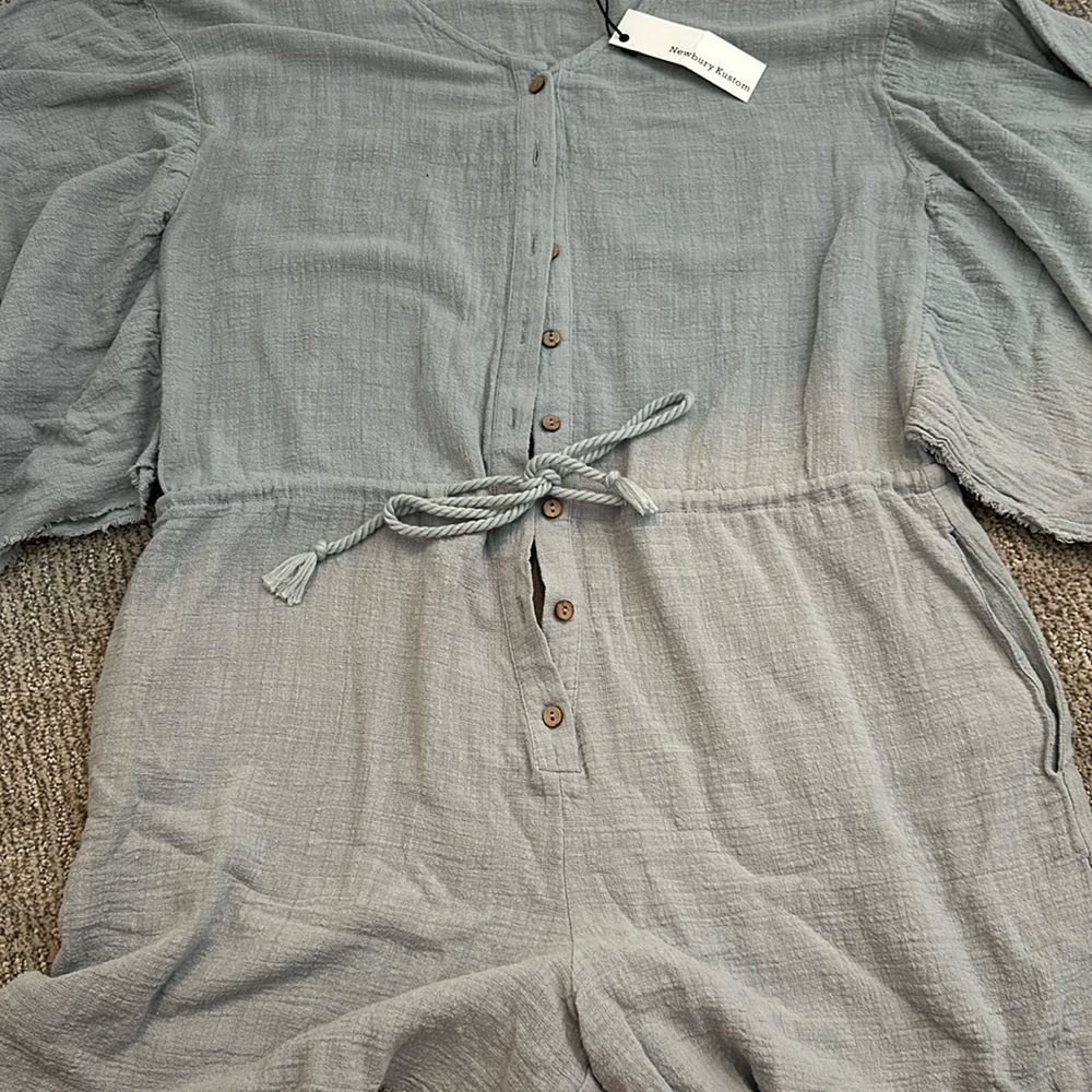 Newbury Kustom Muslin romper NWT